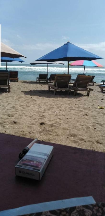 Sun Homestay Canggu Esterno foto